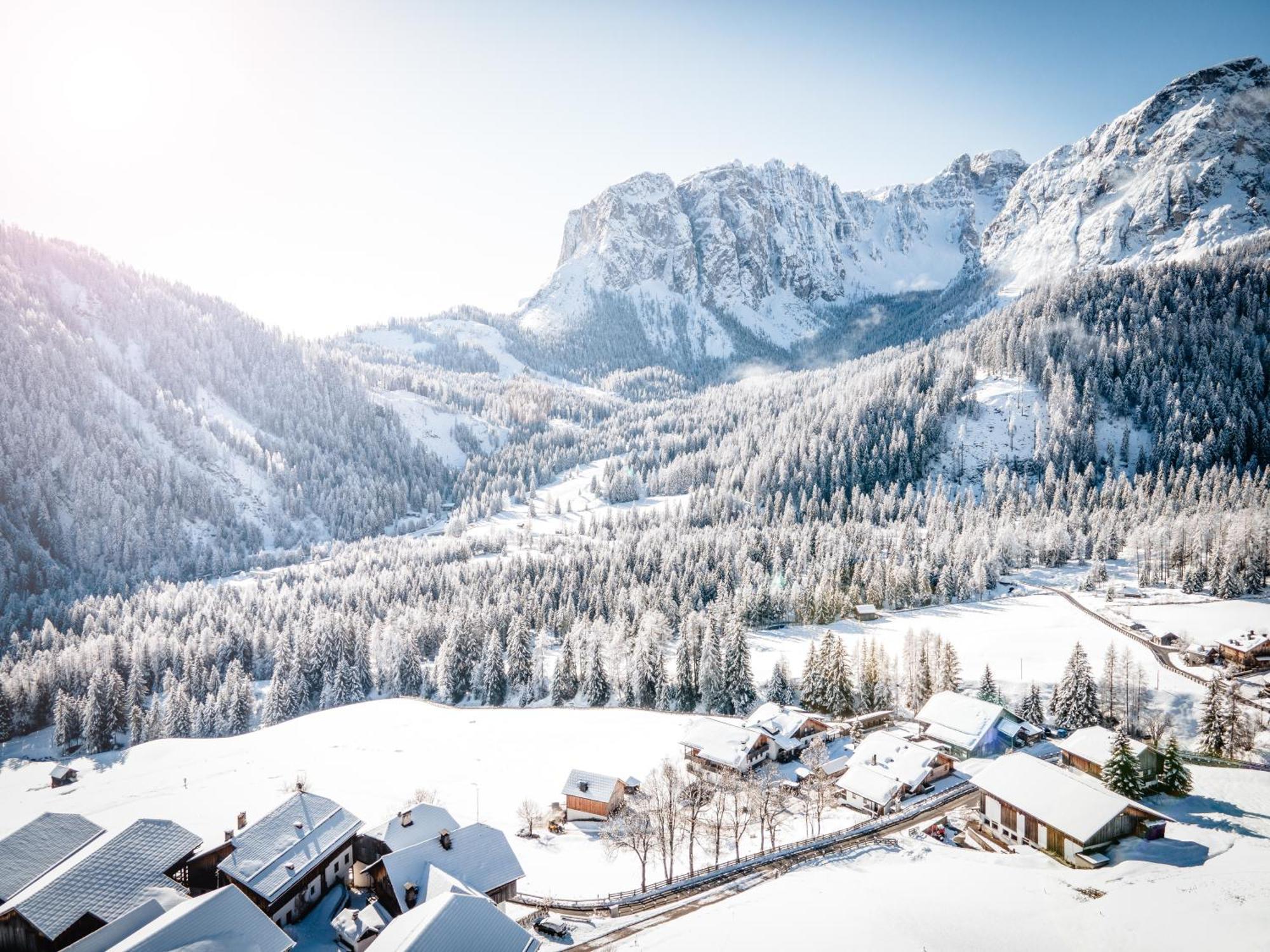 Hotel Pension Odles San Martino in Badia Exterior foto